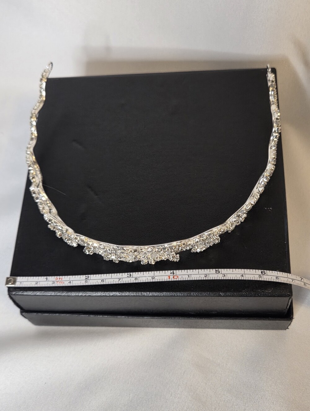 Crystal-Embellished Silver Bridal Tiara - Elegant Headpiece